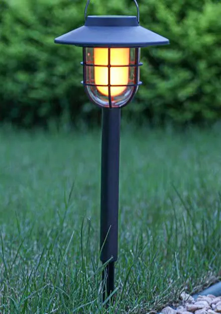 Solar Flame Lawn Light